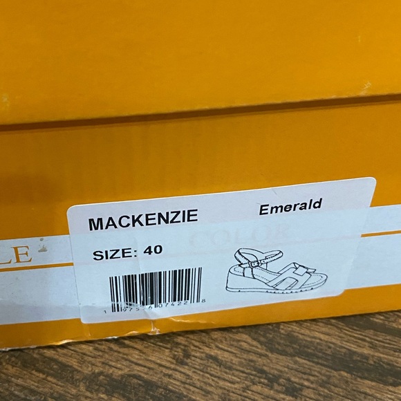 Miz Mooz Mackenzie Wedges - Picture 7 of 12